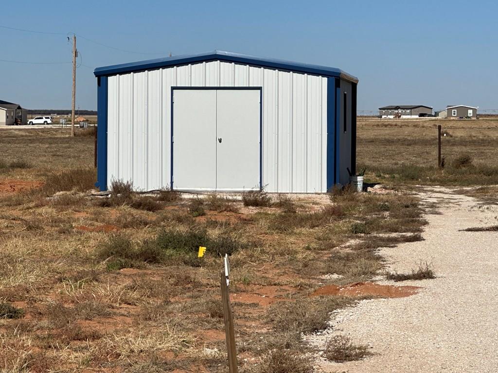 204 Private Road Seminole, TX 79360 - Photo 1 of 5 Gallery Image 1
