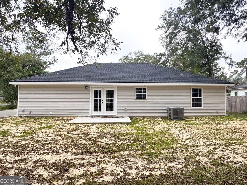 808 Satilla Boulevard Waycross, GA 31501 - Photo 27 of 29 front view of house with a yard