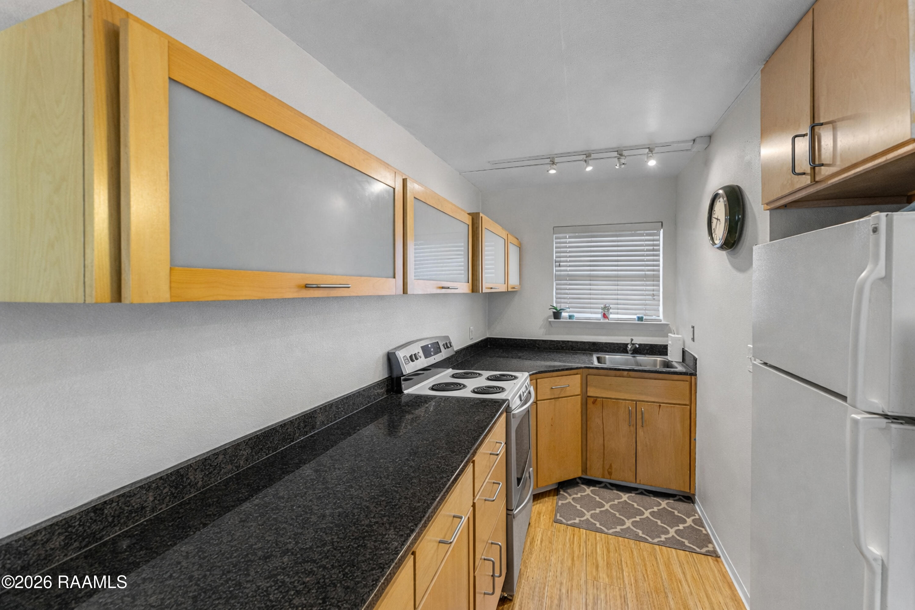 1855 Brightside Drive, Unit 9Y Baton Rouge, LA 70820 - Photo 3 of 8 1855 Brightside Dr 9Y