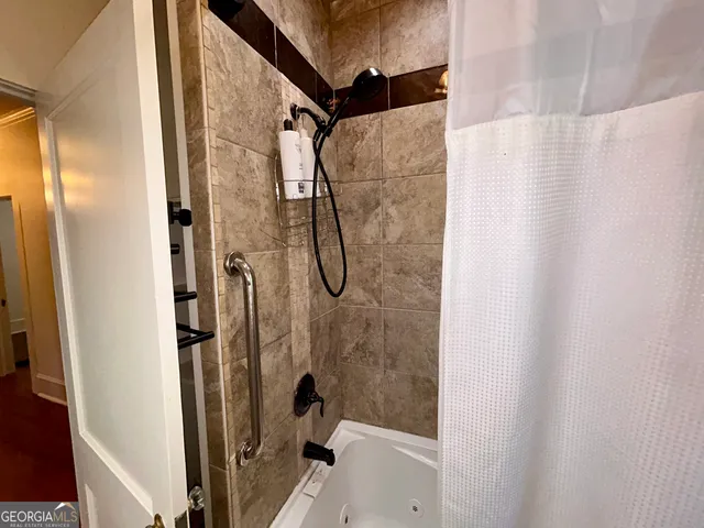 $319,000 | 120 Tusten Street, Elberton, GA 30635