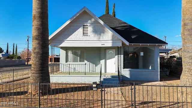 $269,000 | 1006 East 7th Street, Douglas, AZ 85607
