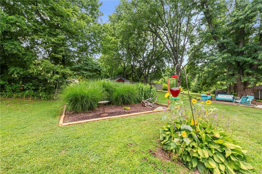 817 South Alexander Road Independence, MO 64056 - Photo 35 of 52