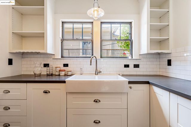 $1,799,000 | 6108 Hillegass Avenue, Oakland, CA 94618