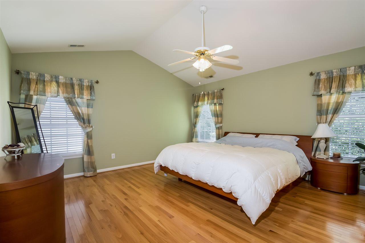 8824 Braceridge Road Raleigh, NC 27613 - Photo 17 of 25 Photo 17