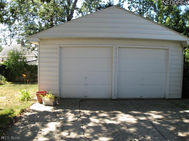 21400 Franklin Road Maple Heights, OH 44137 - Photo 6 of 17 Gallery Image 6