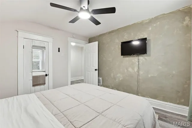 $210,000 | 4449 West Belle Place, St. Louis, MO 63108