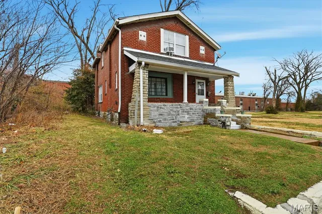 $210,000 | 4449 West Belle Place, St. Louis, MO 63108