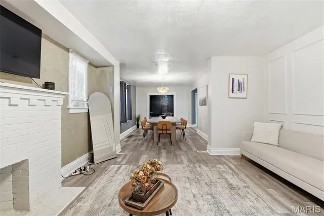 $210,000 | 4449 West Belle Place, St. Louis, MO 63108