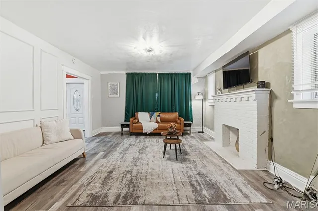 $210,000 | 4449 West Belle Place, St. Louis, MO 63108