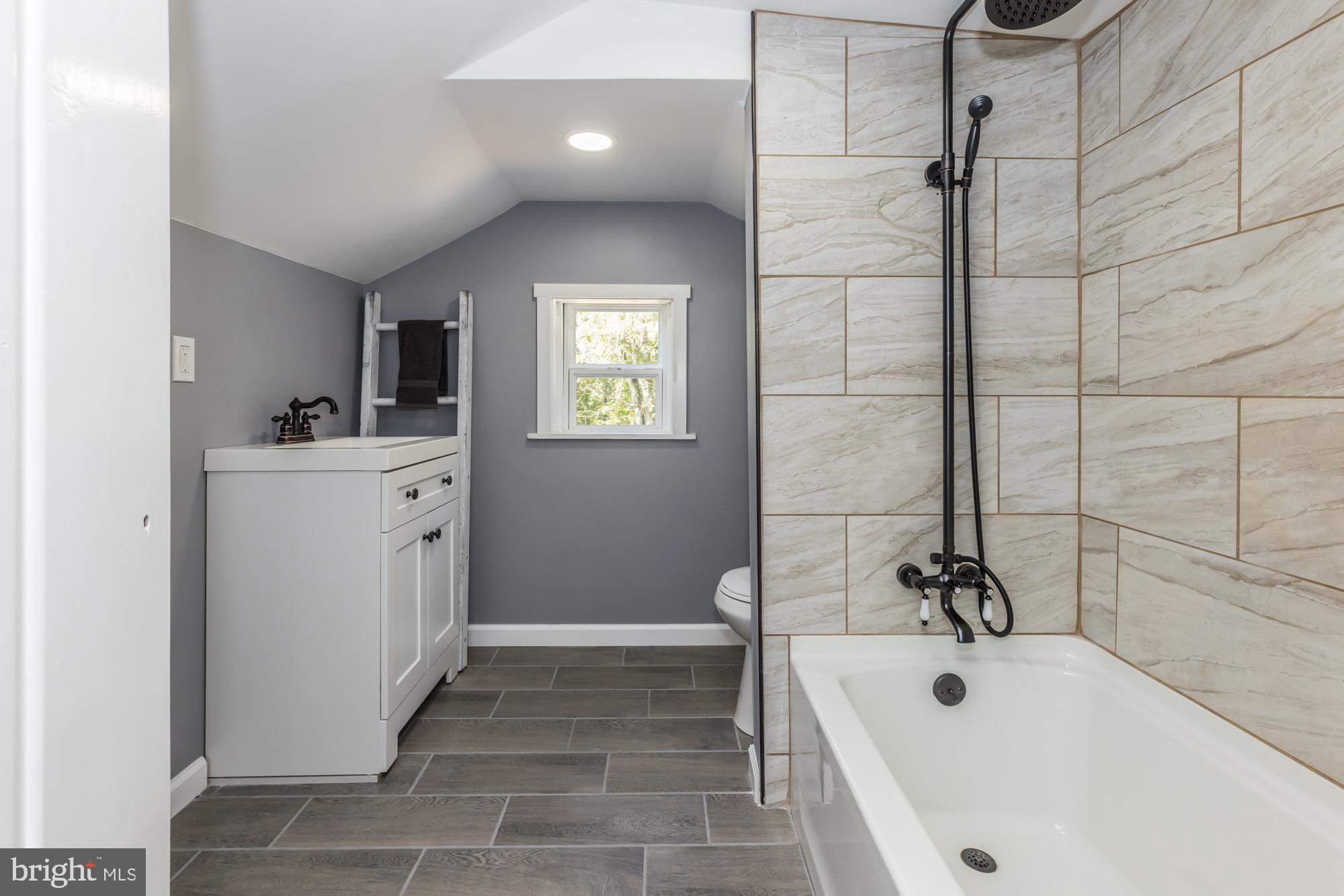 261 Barneston Road Glenmoore, PA 19343 - Photo 27 of 52 2nd Floor Bathroom