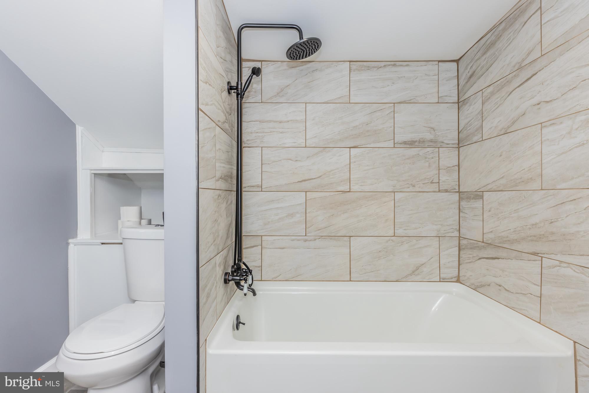 261 Barneston Road Glenmoore, PA 19343 - Photo 29 of 52 2nd Floor Bathroom