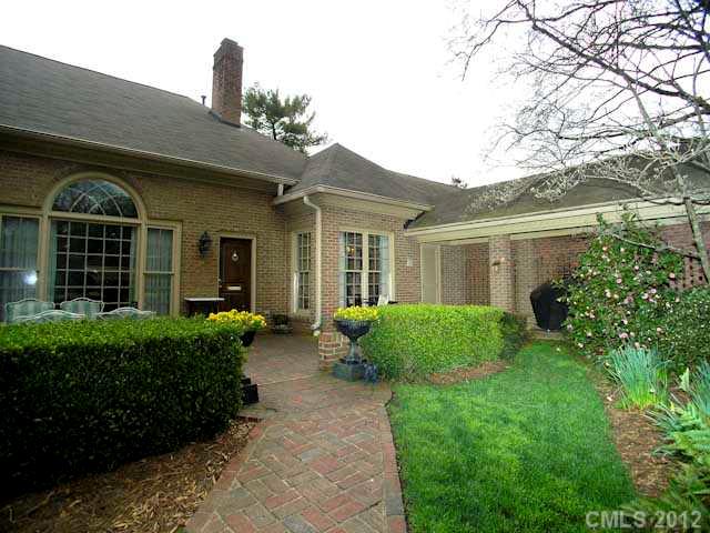 3626 Sharon Road Charlotte, NC 28211 - Photo 2 of 16 Gallery Image 2