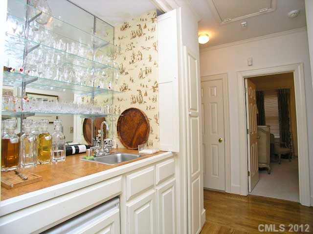 3626 Sharon Road Charlotte, NC 28211 - Photo 11 of 16 Gallery Image 11