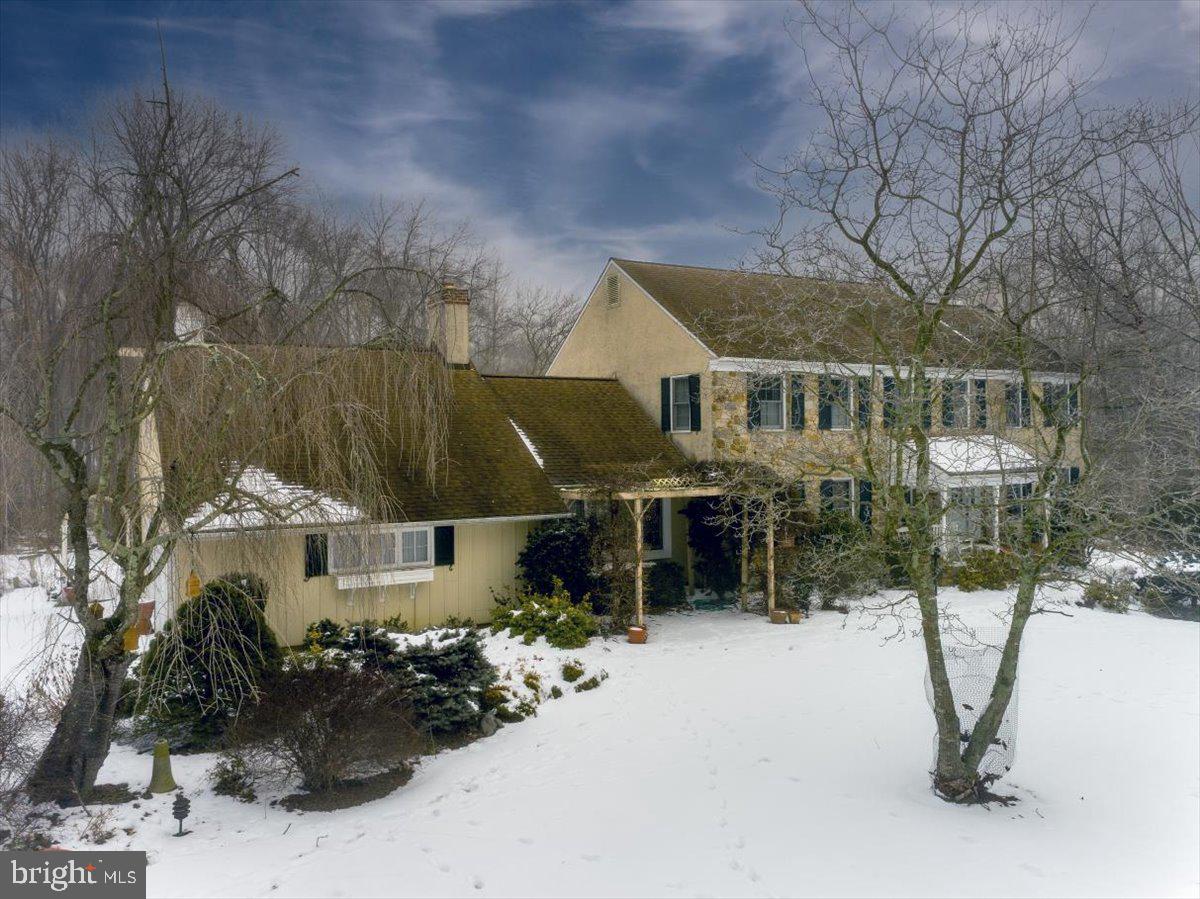 134 Davis Road Malvern, PA 19355 - Photo 3 of 46