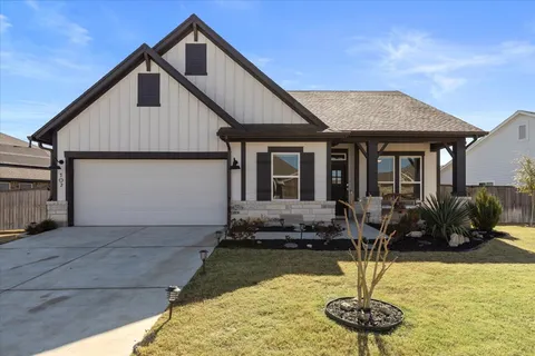 $459,900 | 107 Freeman Day Drive, Bastrop, TX 78602