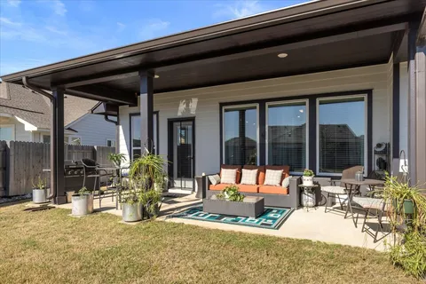 $459,900 | 107 Freeman Day Drive, Bastrop, TX 78602