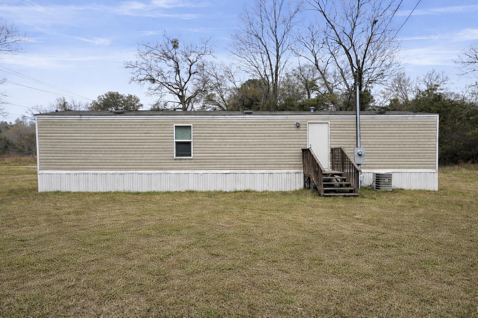 746 Madison Street Ehrhardt, SC 29081 - Photo 17 of 22 Back view
