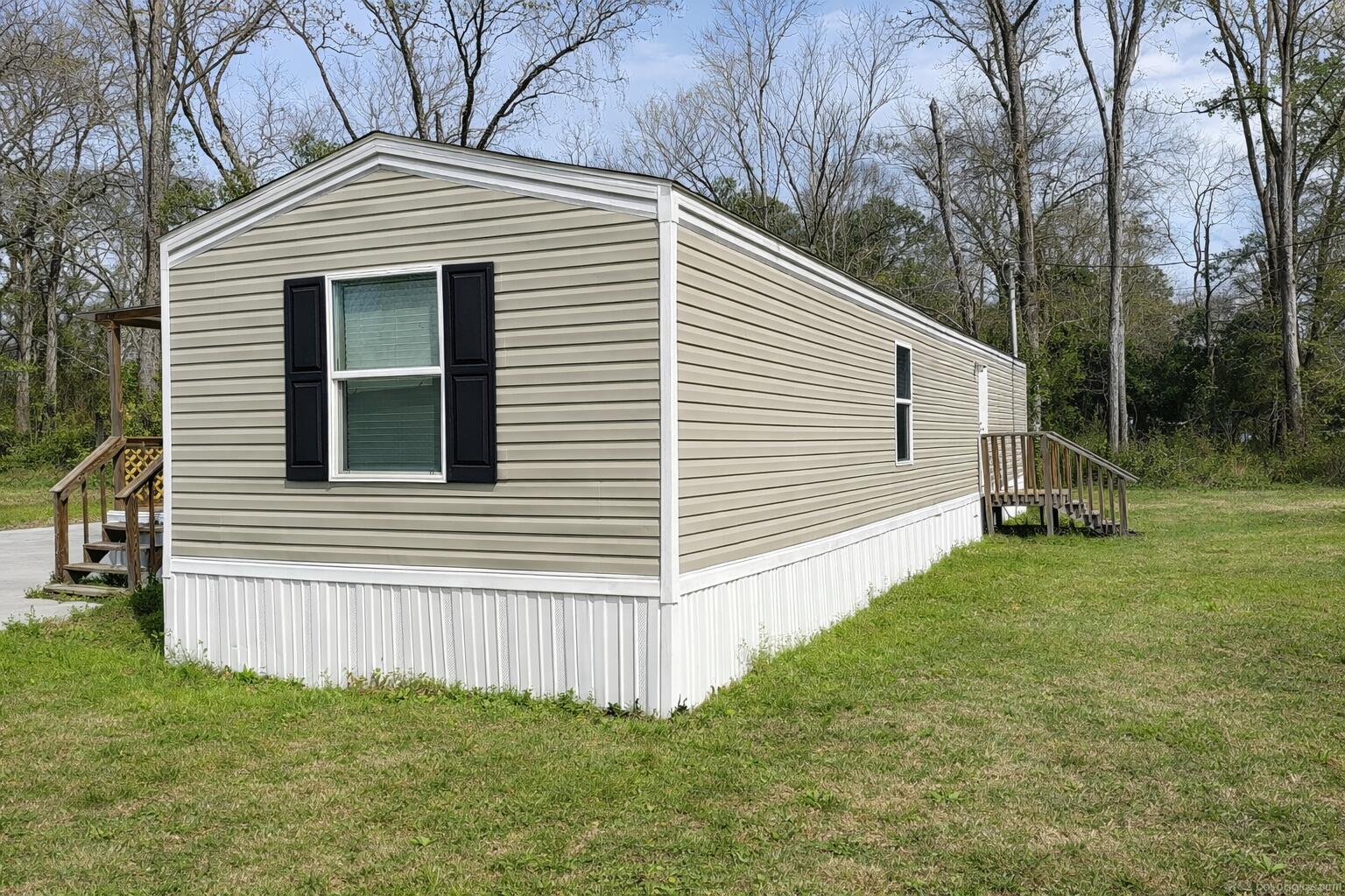 746 Madison Street Ehrhardt, SC 29081 - Photo 18 of 22 Side view