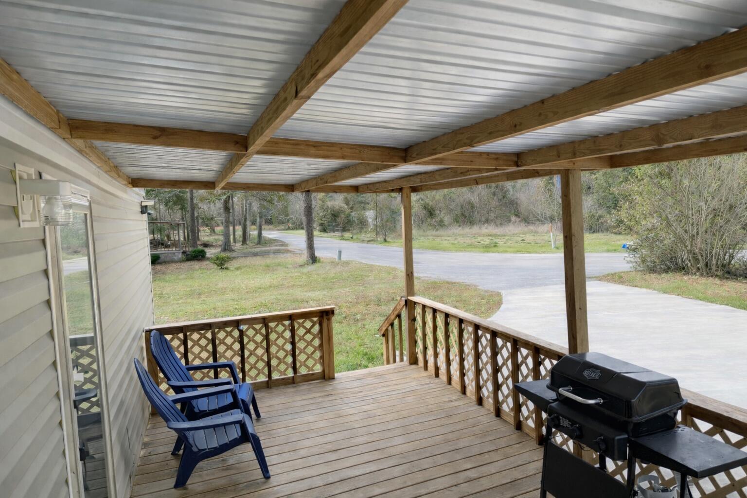 746 Madison Street Ehrhardt, SC 29081 - Photo 21 of 22 Front porch