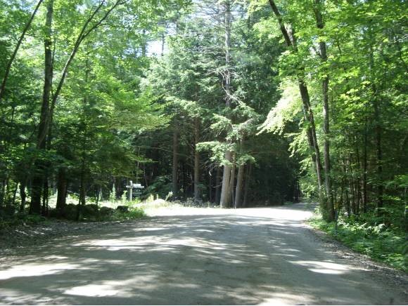 2 Beechtree Way Amherst, NH 03031 - Photo 3 of 15