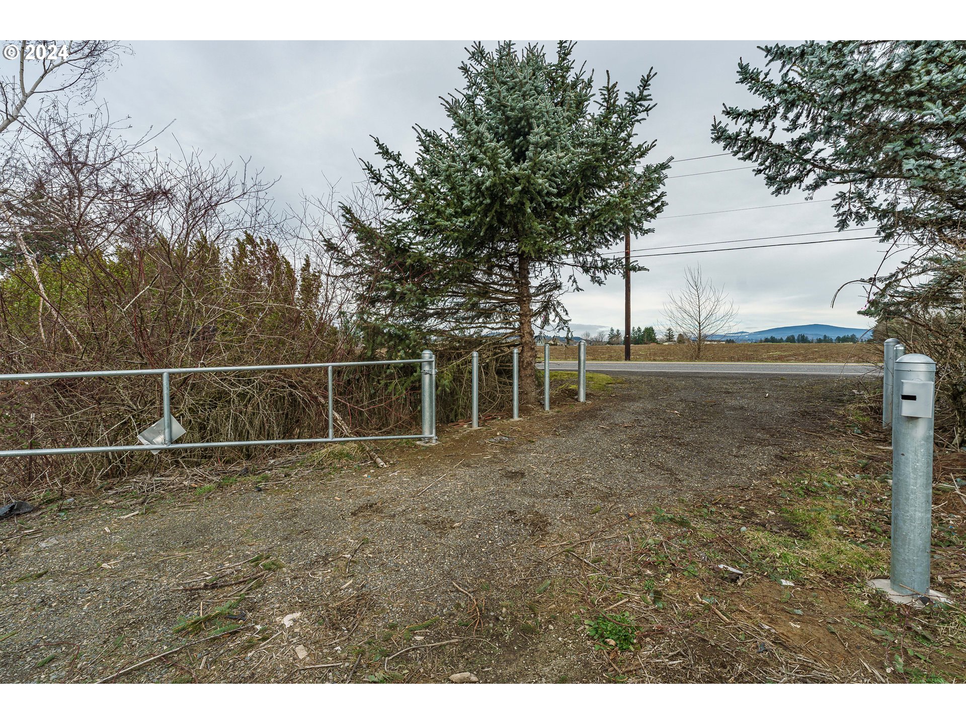 2505 Southeast Troutdale Road Troutdale, OR 97060 - Photo 13 of 32