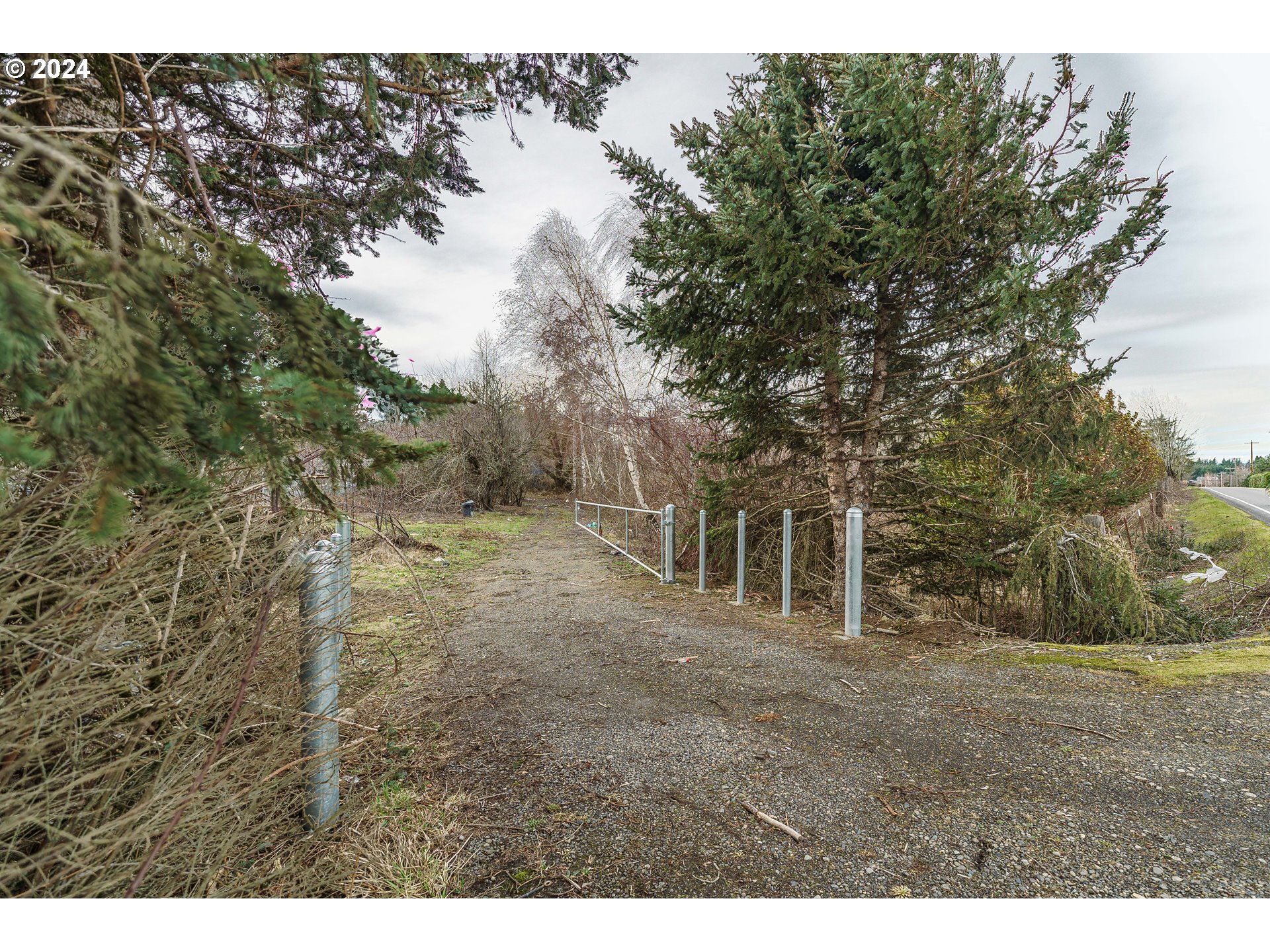 2505 Southeast Troutdale Road Troutdale, OR 97060 - Photo 15 of 32