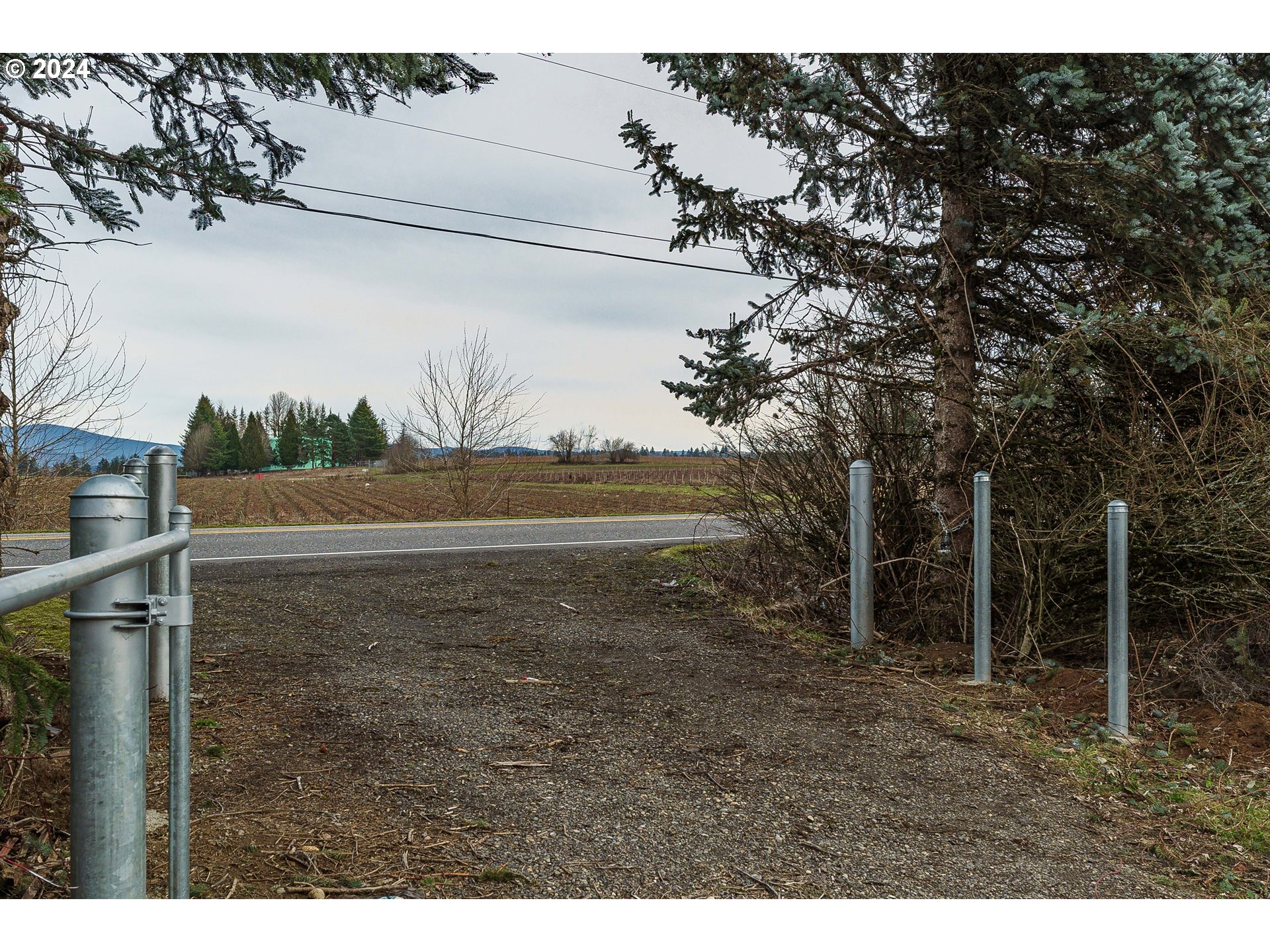 2505 Southeast Troutdale Road Troutdale, OR 97060 - Photo 16 of 32