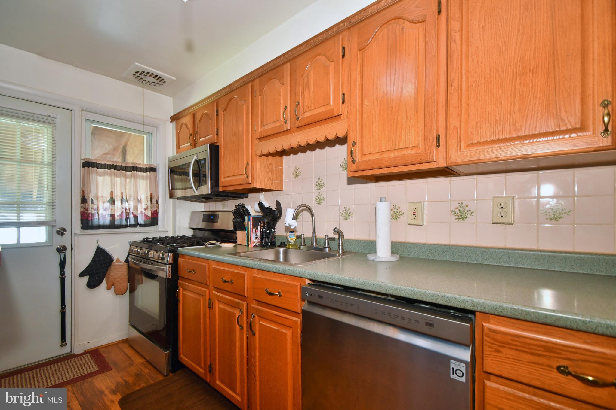 1949 Searles Road Baltimore, MD 21222 - Photo 16 of 45 Gallery Image 16