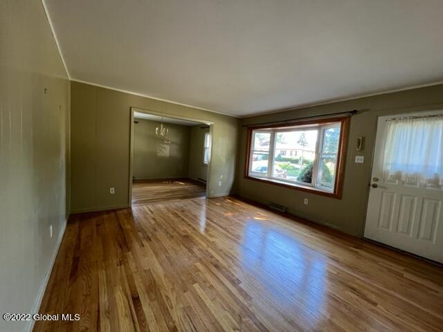 4 Crestone Road Colonie, NY 12205 - Photo 6 of 21 living4C