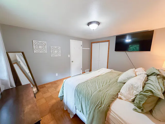 $329,900 | 3610 Sunnyslope Street, Green Bay, WI 54301