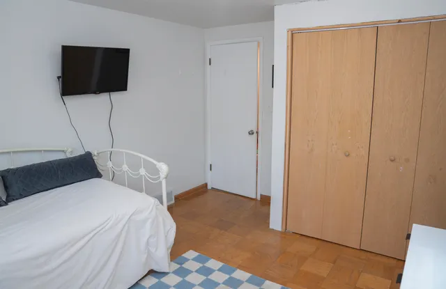 $329,900 | 3610 Sunnyslope Street, Green Bay, WI 54301