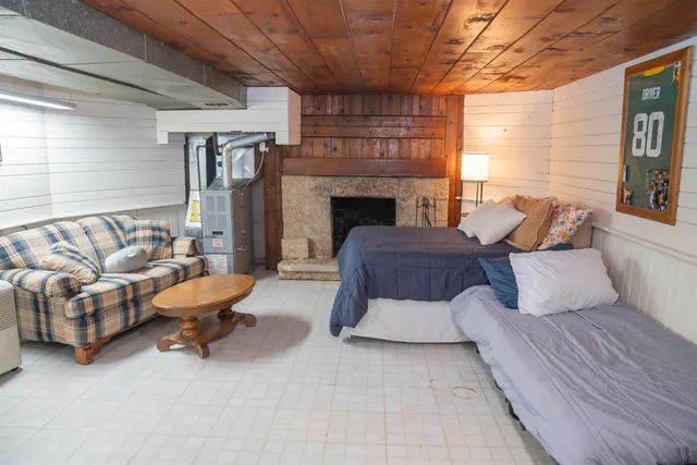 $329,900 | 3610 Sunnyslope Street, Green Bay, WI 54301