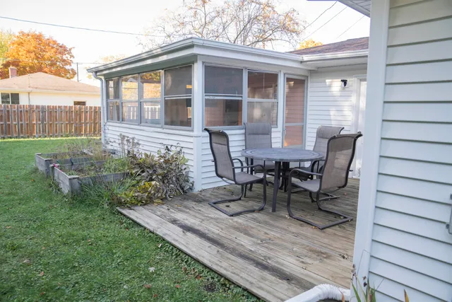 $329,900 | 3610 Sunnyslope Street, Green Bay, WI 54301