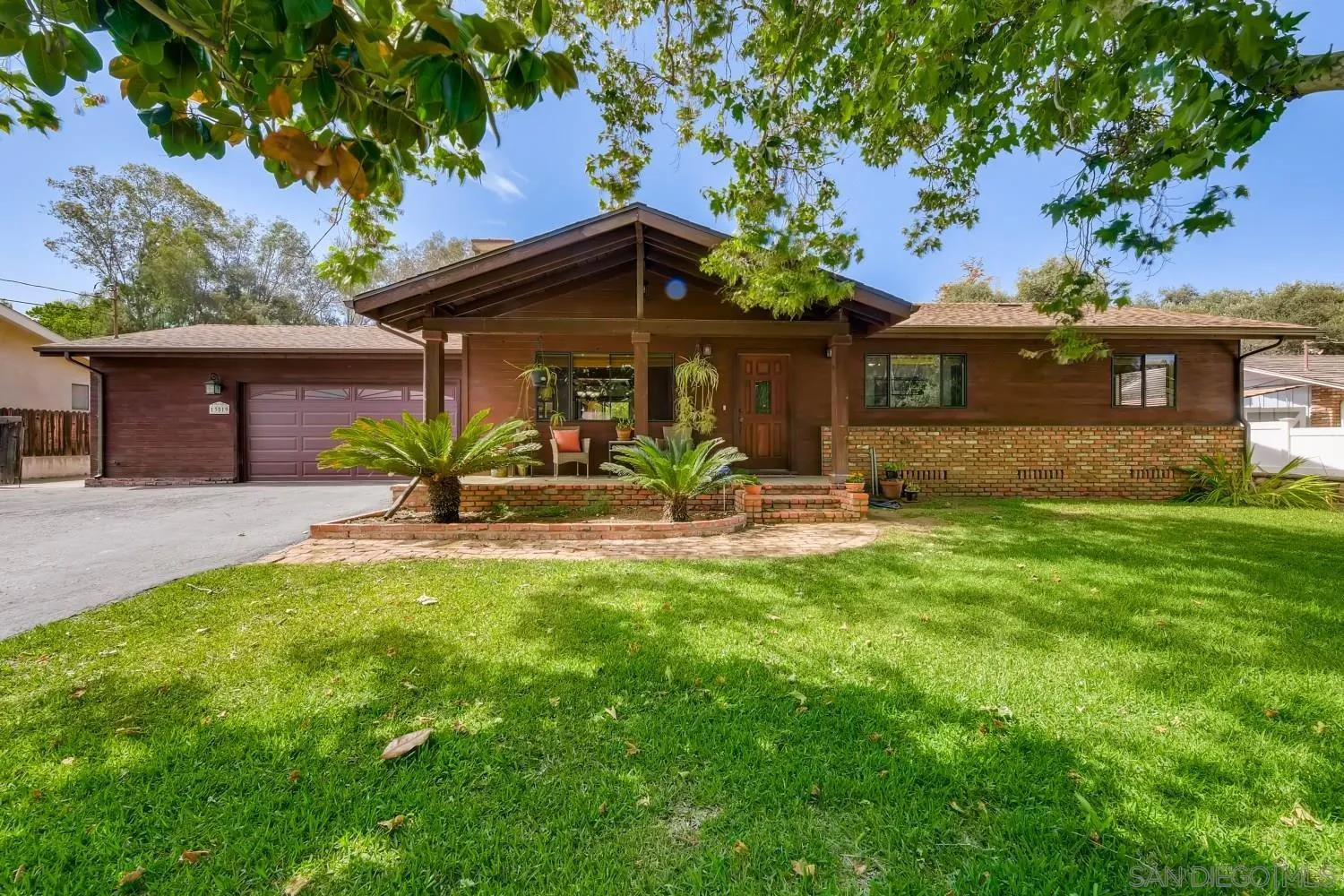 13519 East Lakeview Road Lakeside, CA 92040 - Photo 1 of 28 Gallery Image 1