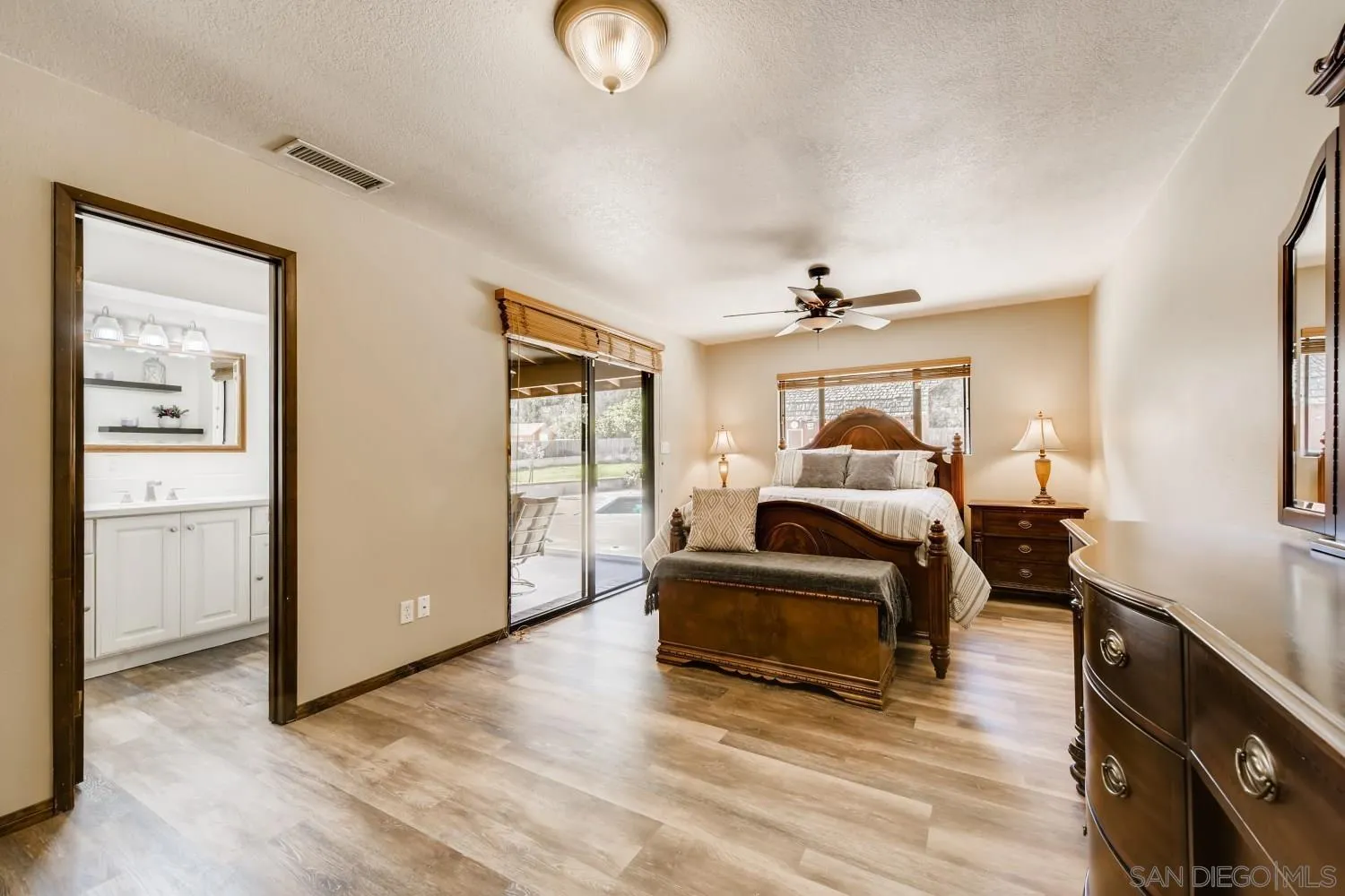 13519 East Lakeview Road Lakeside, CA 92040 - Photo 12 of 28 Gallery Image 12