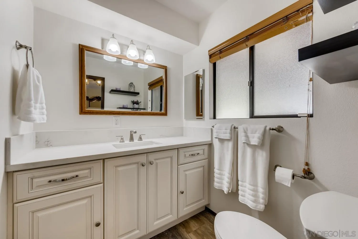 13519 East Lakeview Road Lakeside, CA 92040 - Photo 14 of 28 Gallery Image 14