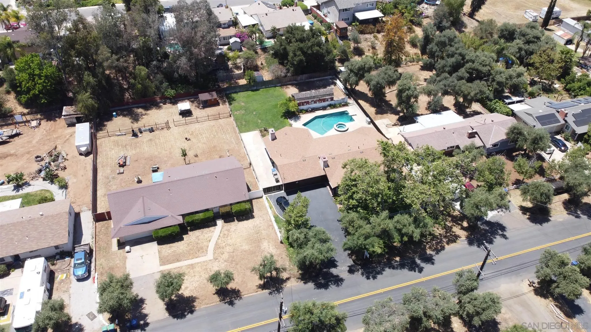 13519 East Lakeview Road Lakeside, CA 92040 - Photo 27 of 28 Gallery Image 27
