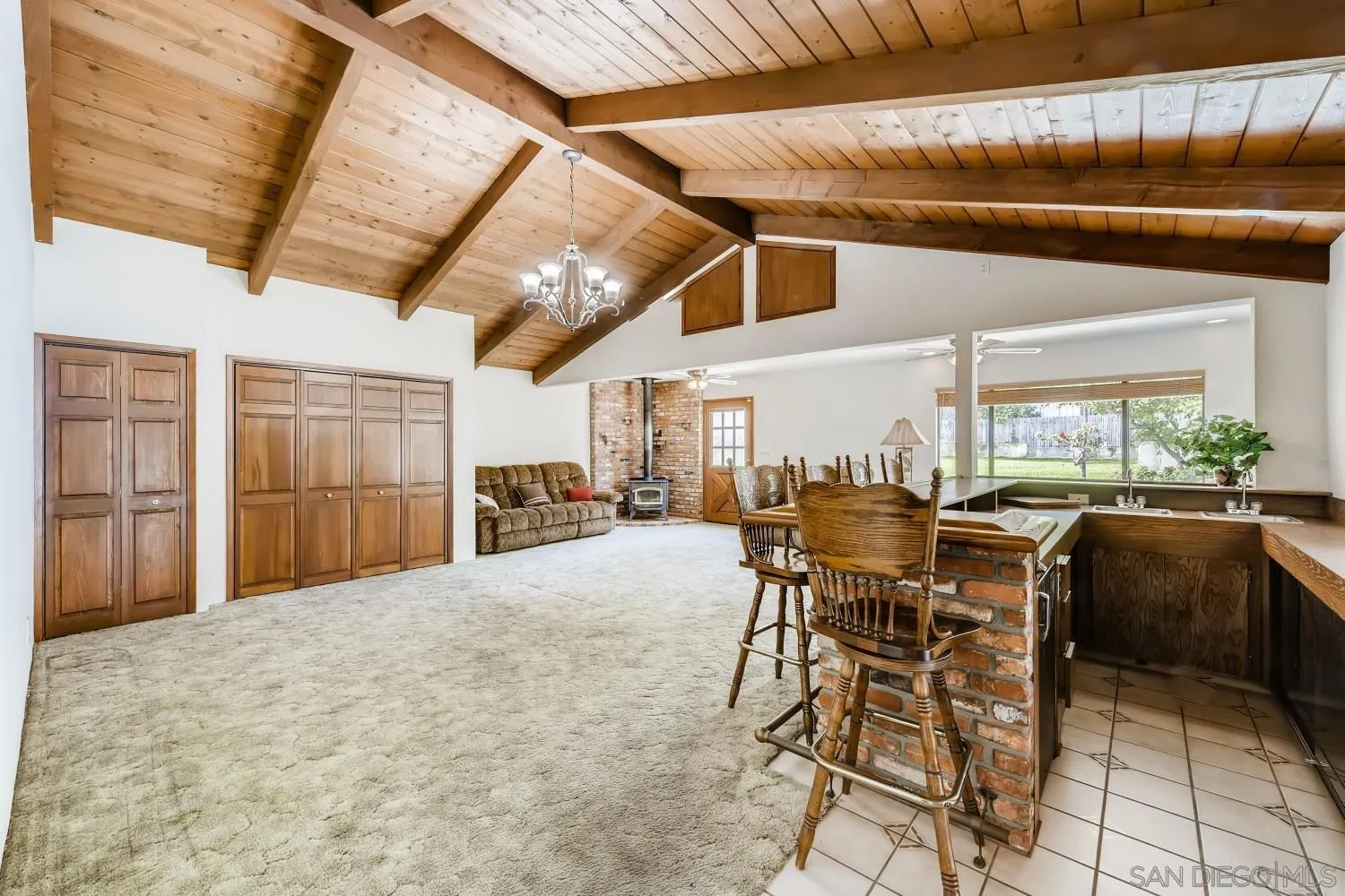 13519 East Lakeview Road Lakeside, CA 92040 - Photo 9 of 28 Gallery Image 9