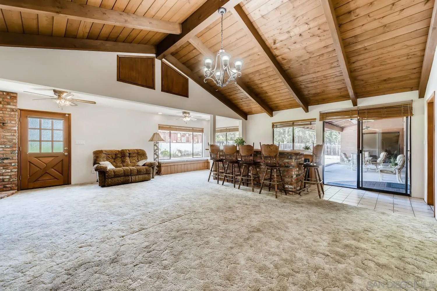 13519 East Lakeview Road Lakeside, CA 92040 - Photo 10 of 28 Gallery Image 10