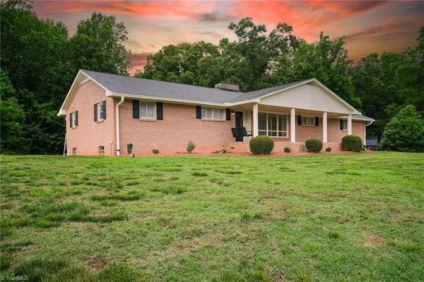 $419,900 | 2475 Rowe Road, Lexington, NC 27295
