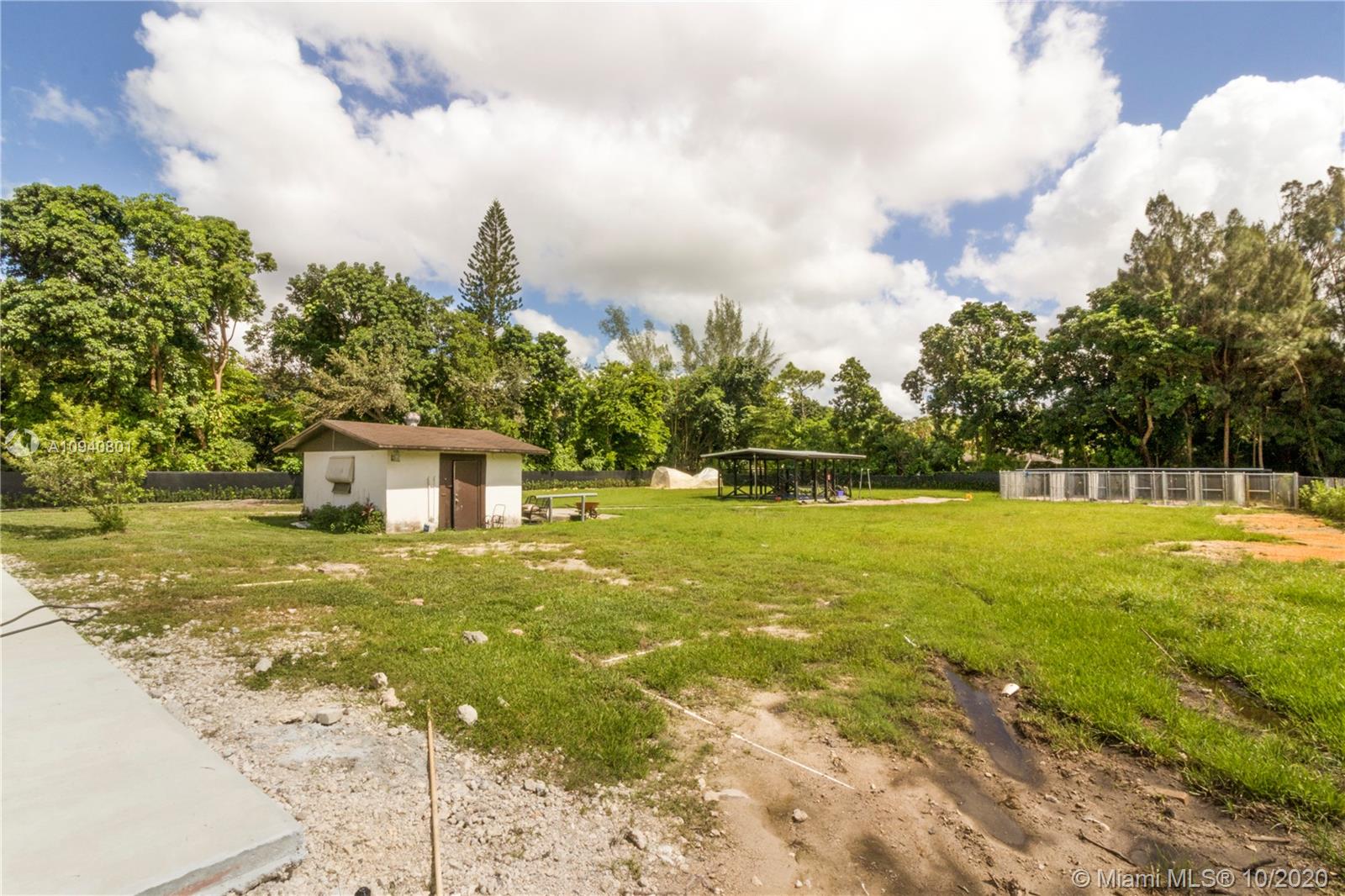 4900 Southwest 188th Avenue Southwest Ranches, FL 33332 - Photo 23 of 26