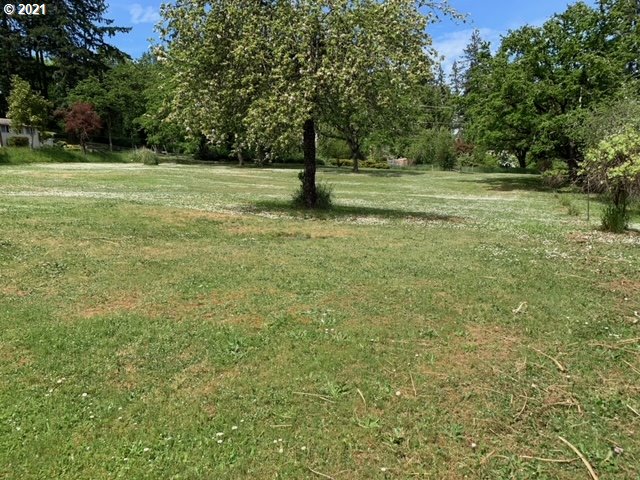 2114 Riverview Street Eugene, OR 97403 - Photo 16 of 28