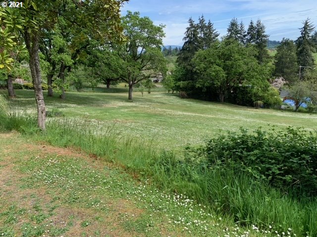 2114 Riverview Street Eugene, OR 97403 - Photo 6 of 28