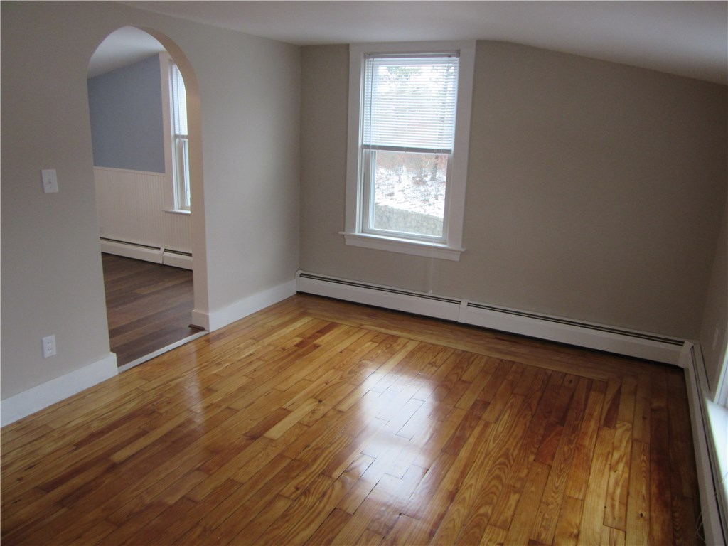 530 George Waterman Road Johnston, RI 02919 - Photo 5 of 17