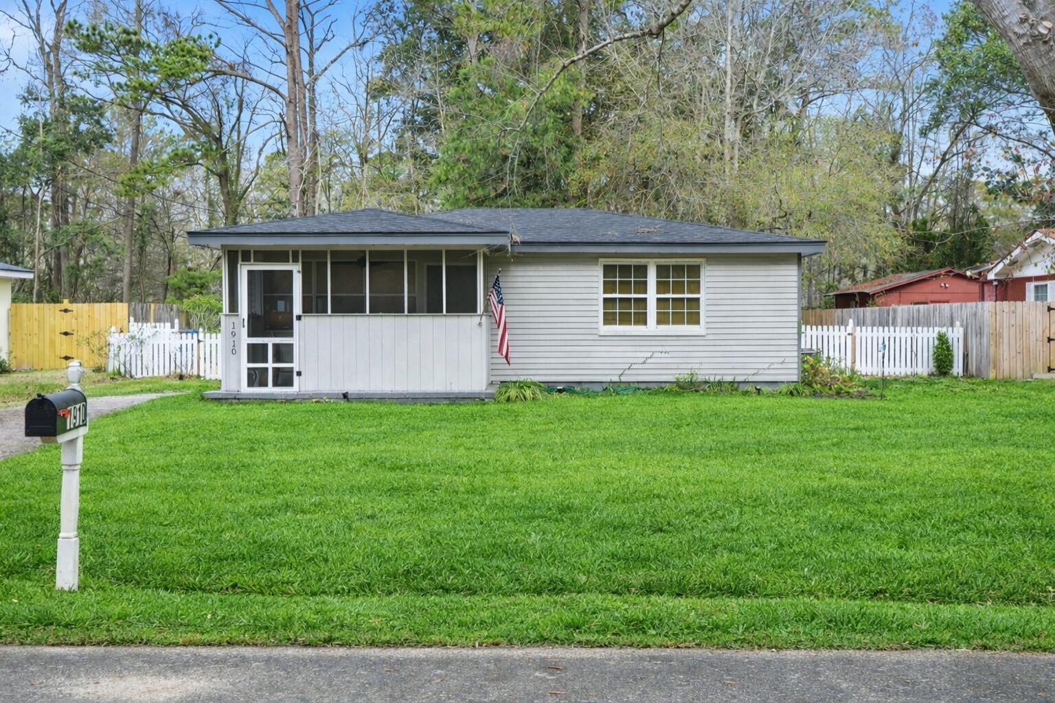 1910 Able Street Charleston, SC 29407 - Photo 1 of 23 1910 able st