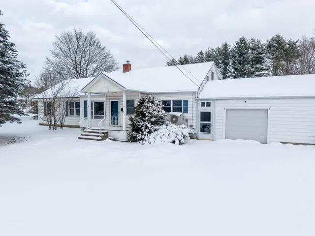 $385,000 | 671 Essex Street, Bangor, ME 04401