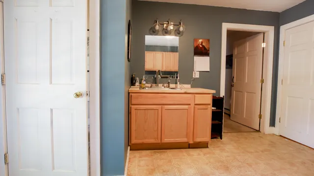 $385,000 | 671 Essex Street, Bangor, ME 04401