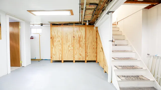 $385,000 | 671 Essex Street, Bangor, ME 04401