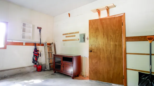 $385,000 | 671 Essex Street, Bangor, ME 04401