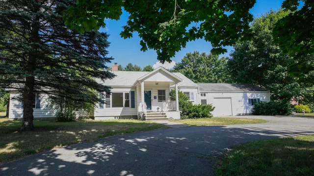 $385,000 | 671 Essex Street, Bangor, ME 04401